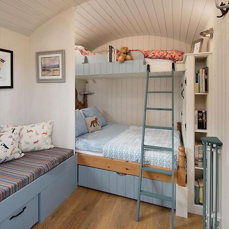 Cow Parsley Shepherd'S Hut バーウィック・アポン・ツイード エクステリア 写真
