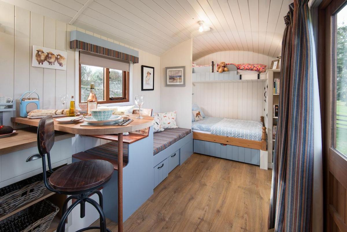 Cow Parsley Shepherd'S Hut バーウィック・アポン・ツイード エクステリア 写真